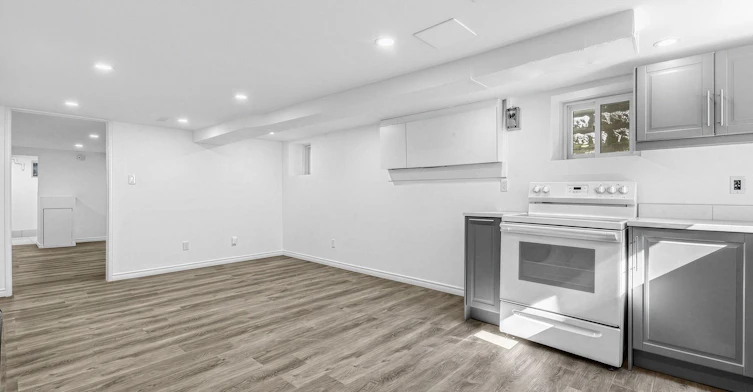 Bsmt-1939 Davenport Road, Toronto, ON, M6N 1C3 - 12