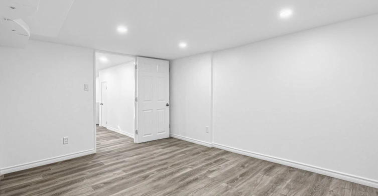 Bsmt-1939 Davenport Road, Toronto, ON, M6N 1C3 - 22
