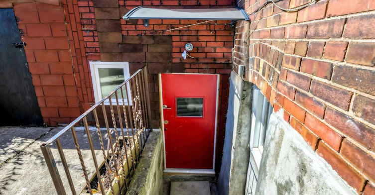 Bsmt-1939 Davenport Road, Toronto, ON, M6N 1C3 - 30