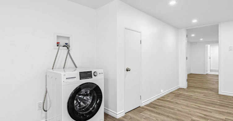 Bsmt-1939 Davenport Road, Toronto, ON, M6N 1C3 - 26