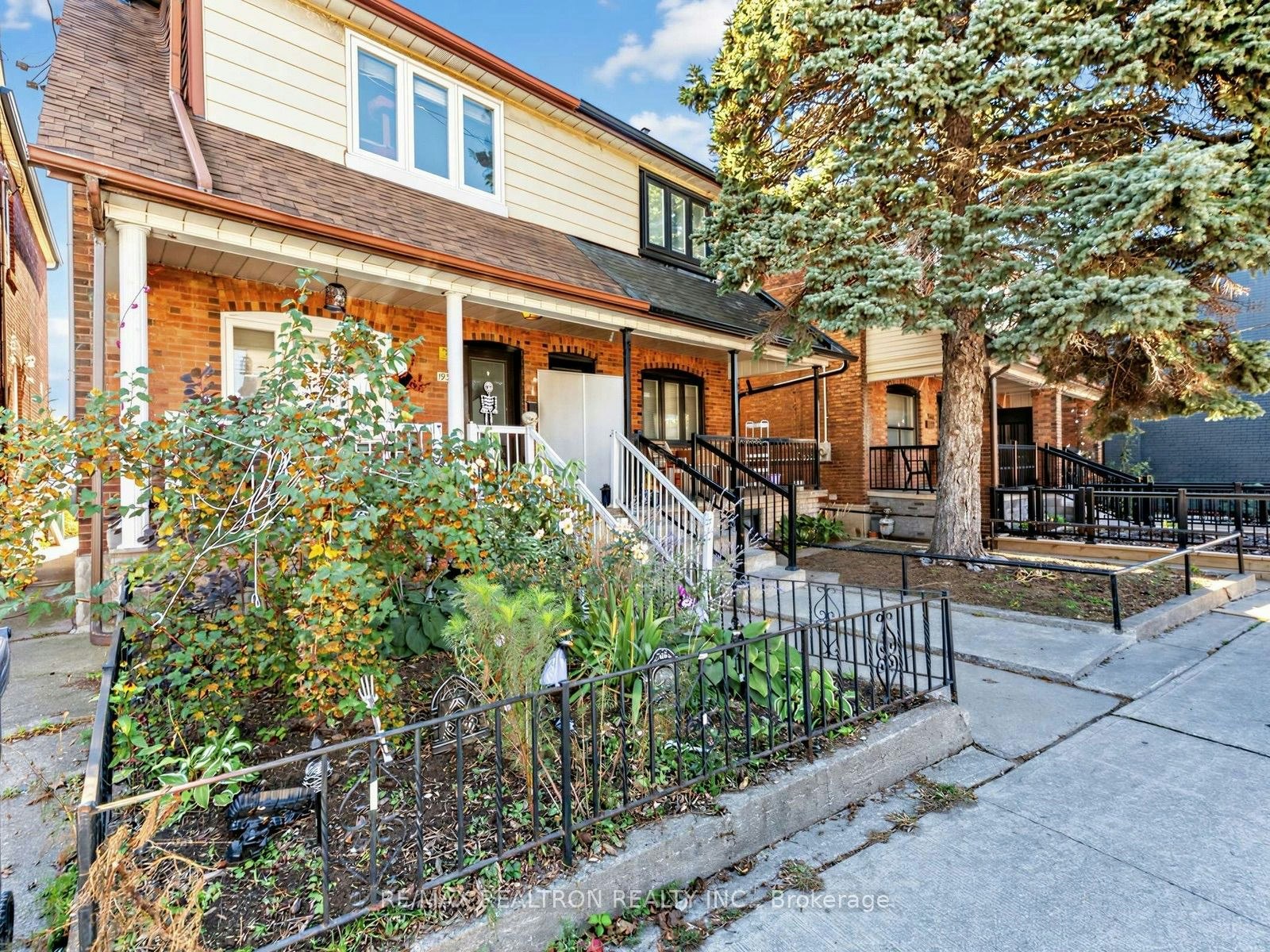 Bsmt-1939 Davenport Road, Toronto, ON, M6N 1C3