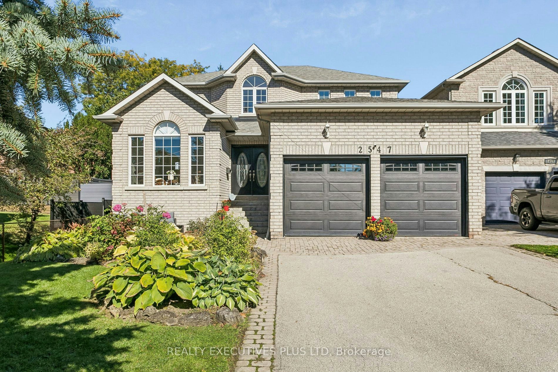 2547 Morrison Avenue, Mississauga, ON, L5C 3J6