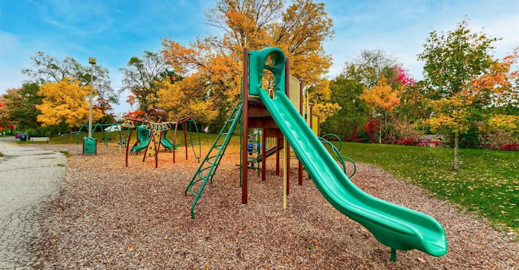 Lower-5 Brendwin Road, Toronto, ON, M6N 4V6 - 17