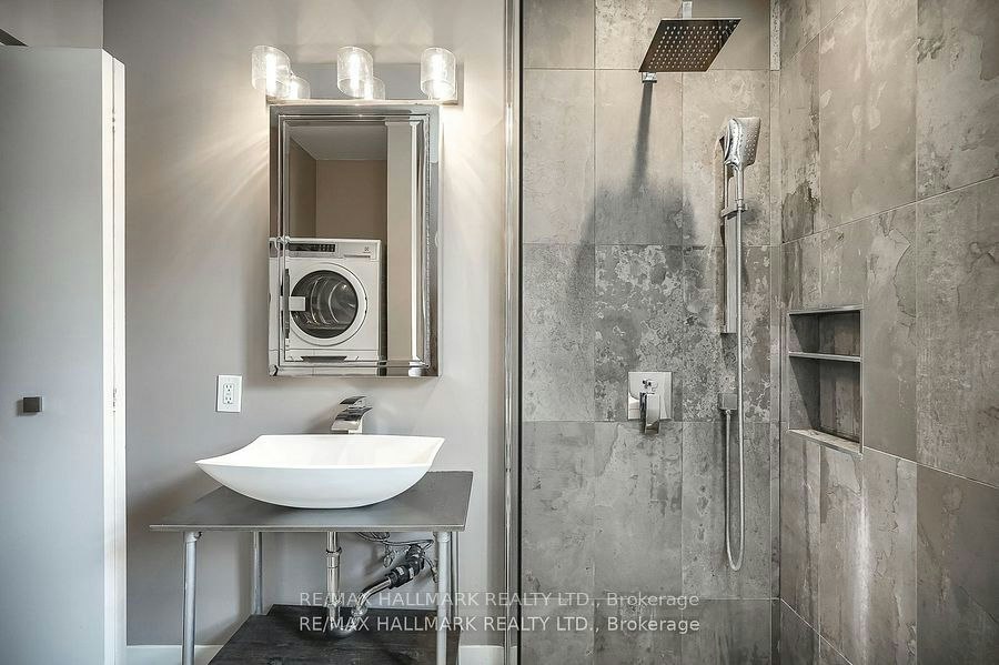 UPPER-6 Thirty First Street, Toronto, ON, M8W 3E8 - 18
