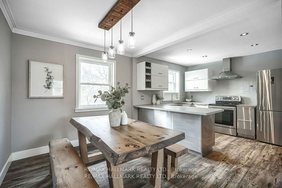 UPPER-6 Thirty First Street, Toronto, ON, M8W 3E8 - 5