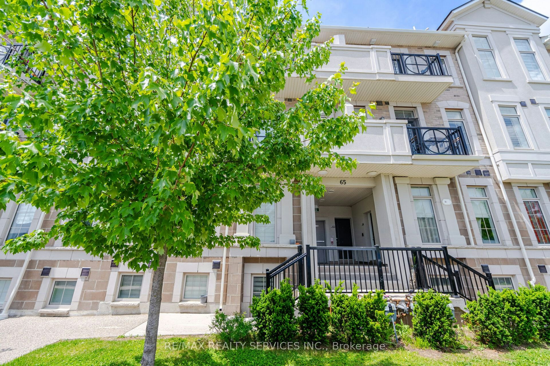 48-65 Armdale Road, Mississauga, ON, L4Z 0C7