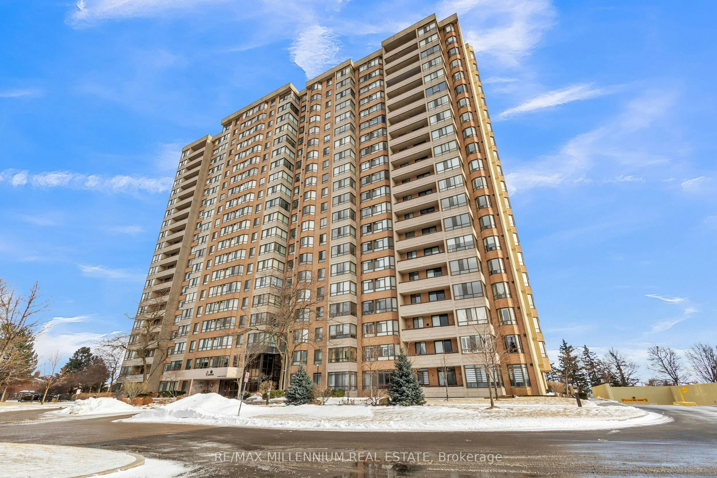 1107-100 County Court Boulevard, Brampton, ON, L6W 3X1 - 2