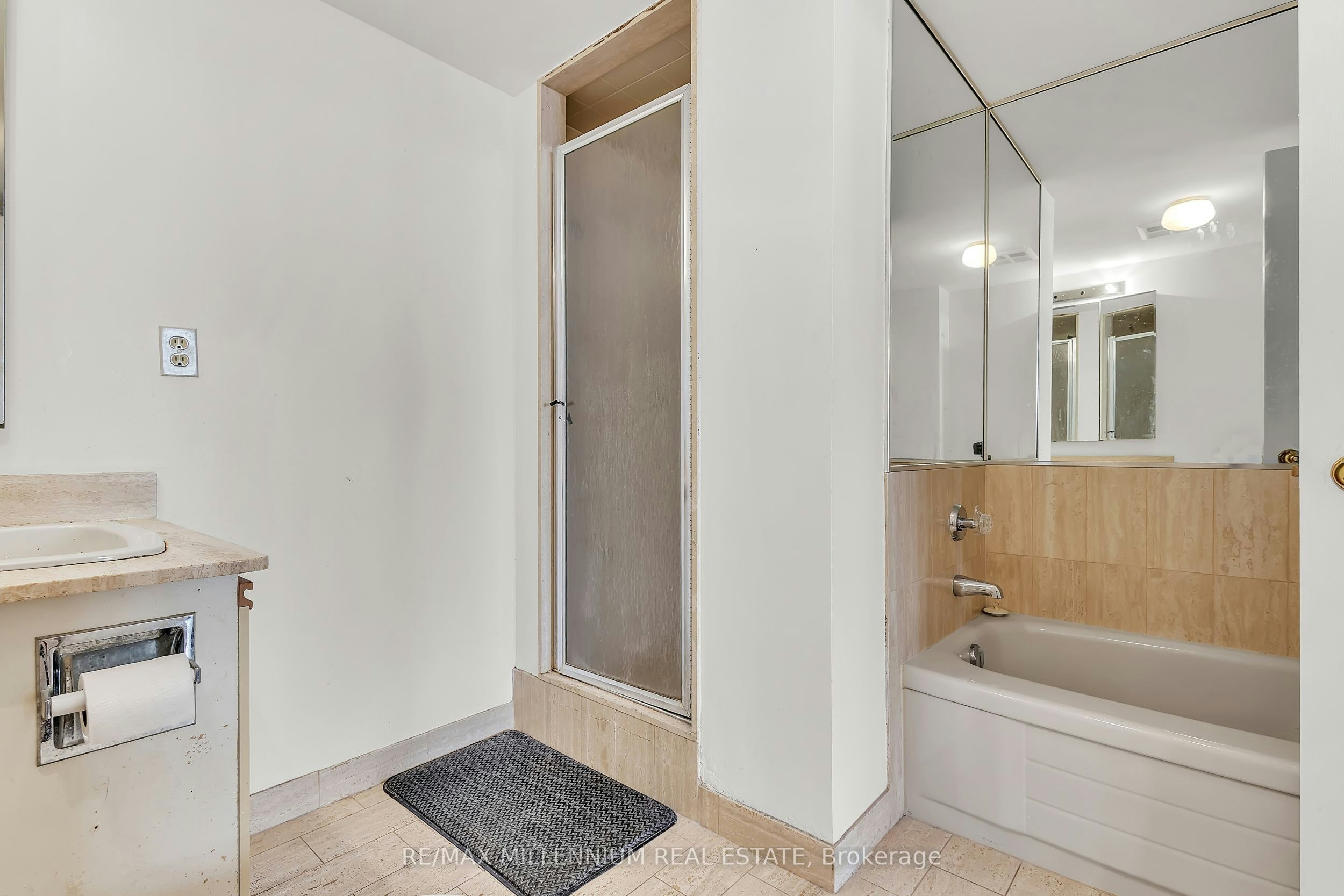 1107-100 County Court Boulevard, Brampton, ON, L6W 3X1 - 19