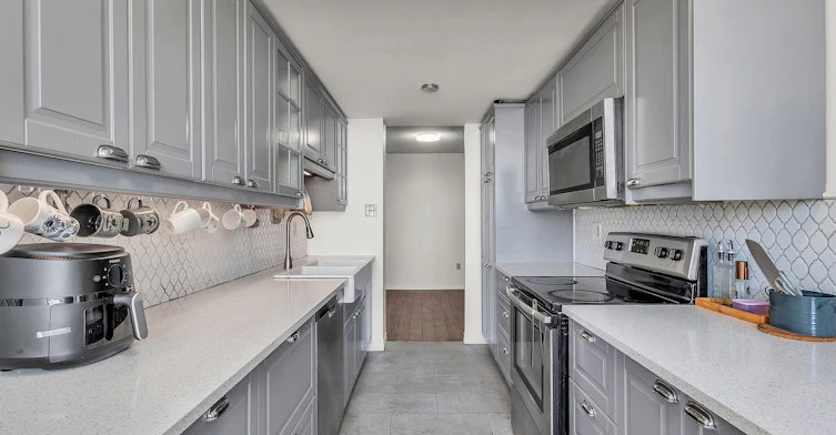1107-100 County Court Boulevard, Brampton, ON, L6W 3X1 - 13