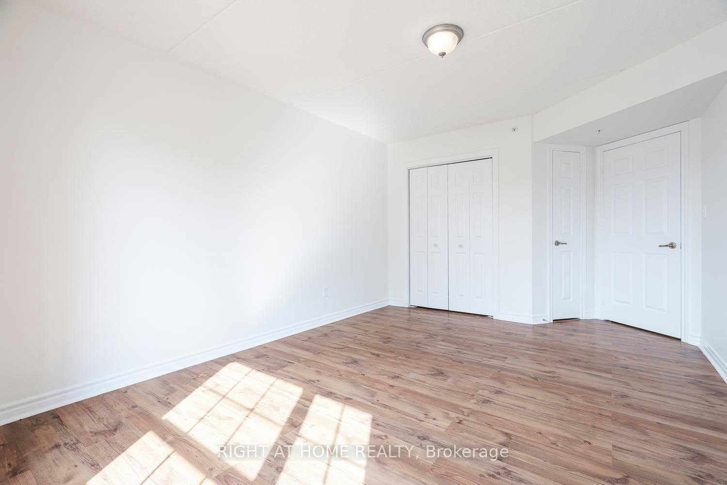 302-1471 Maple Avenue, Milton, ON, L9T 0B4 - 16