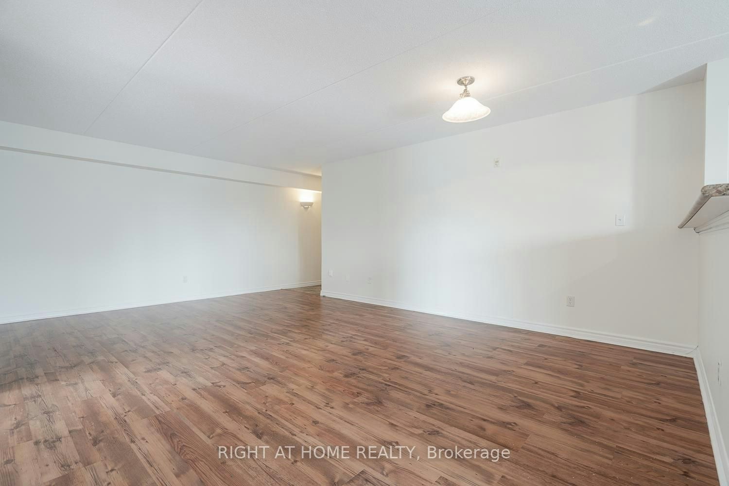 302-1471 Maple Avenue, Milton, ON, L9T 0B4 - 8