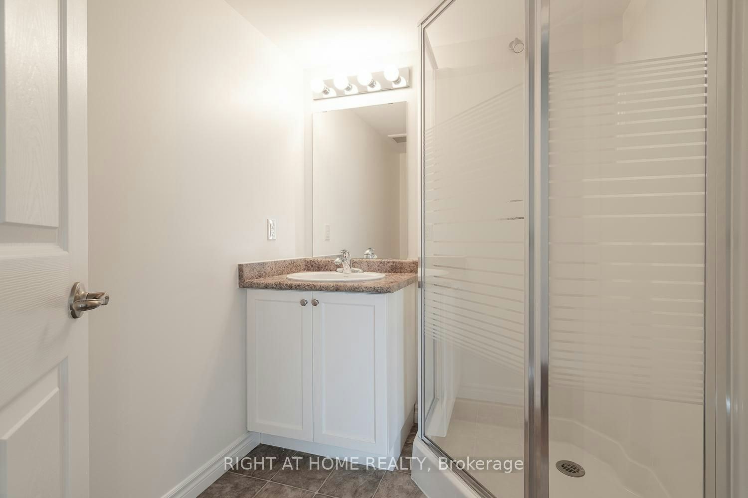 302-1471 Maple Avenue, Milton, ON, L9T 0B4 - 14