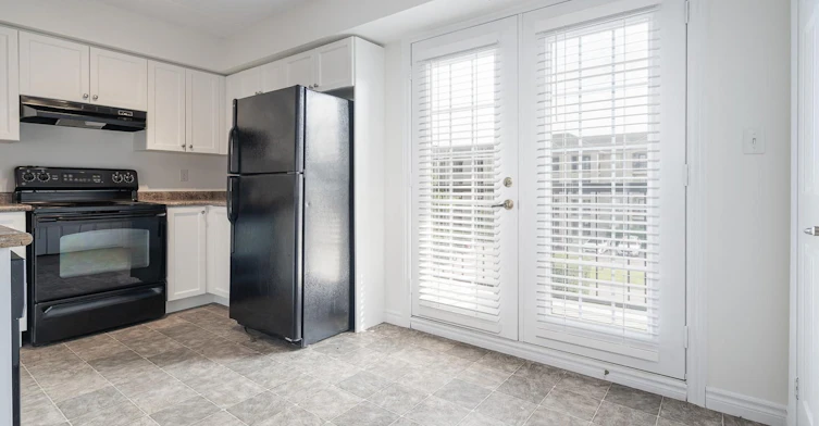 302-1471 Maple Avenue, Milton, ON, L9T 0B4 - 9