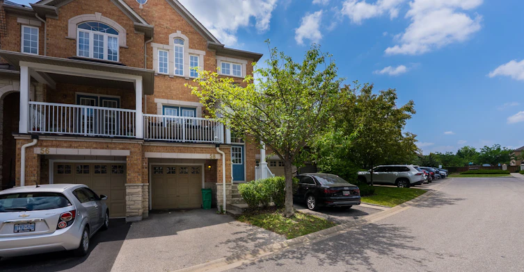 58-601 Shoreline Drive, Mississauga, ON, L5B 4K6