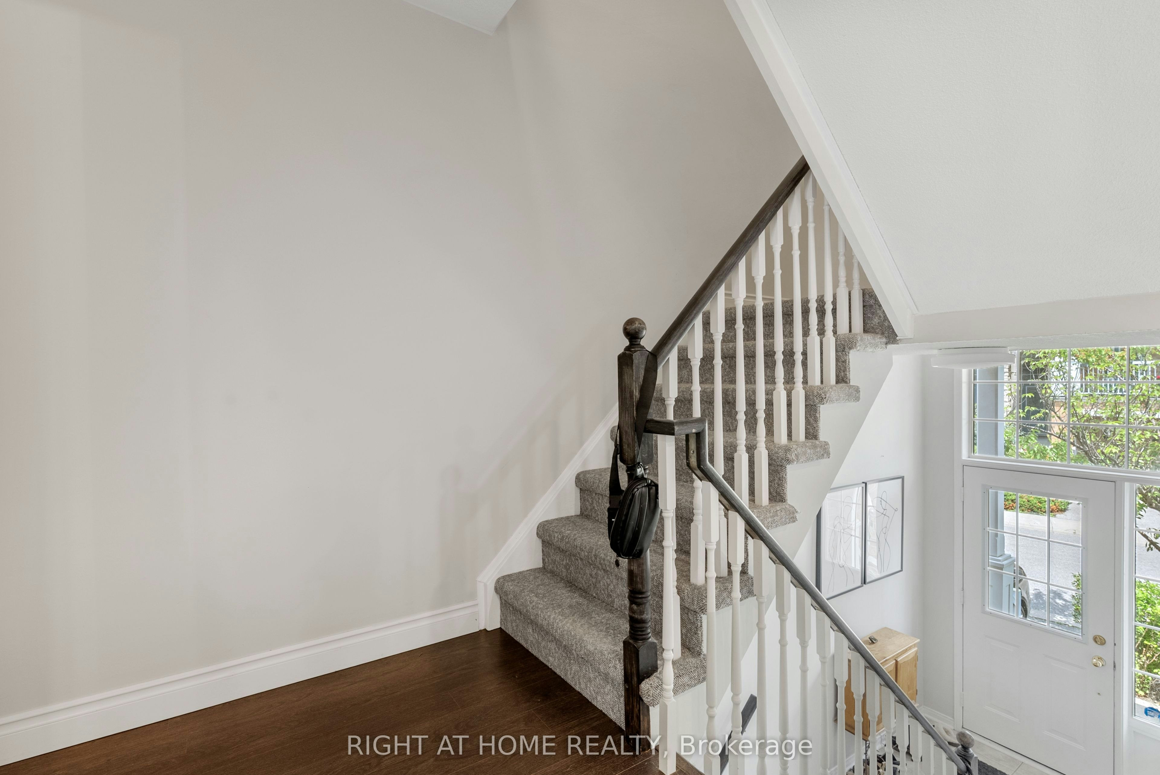 58-601 Shoreline Drive, Mississauga, ON, L5B 4K6 - 4