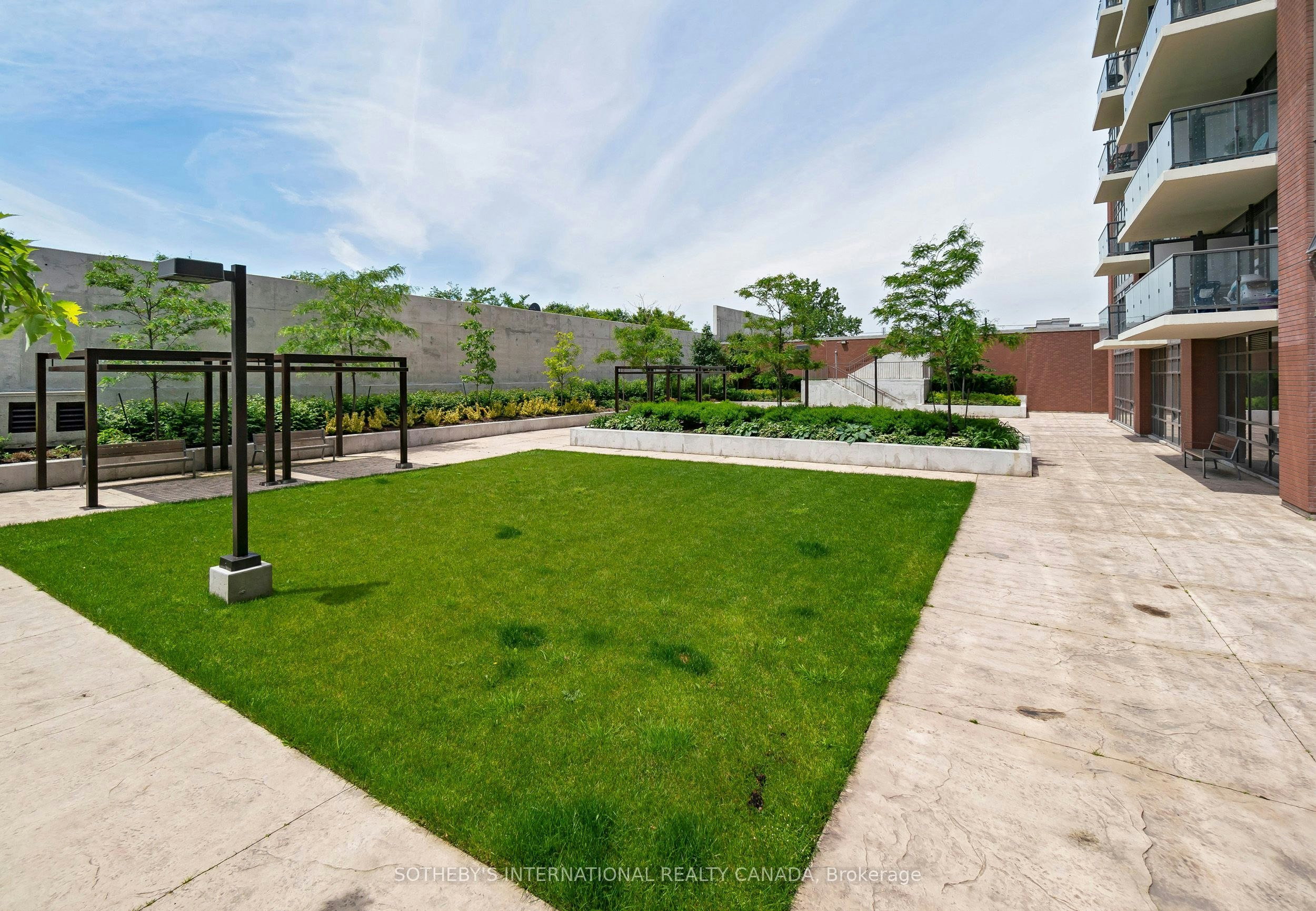 506-1420 Dupont Street, Toronto, ON, M6H 0C2 - 12