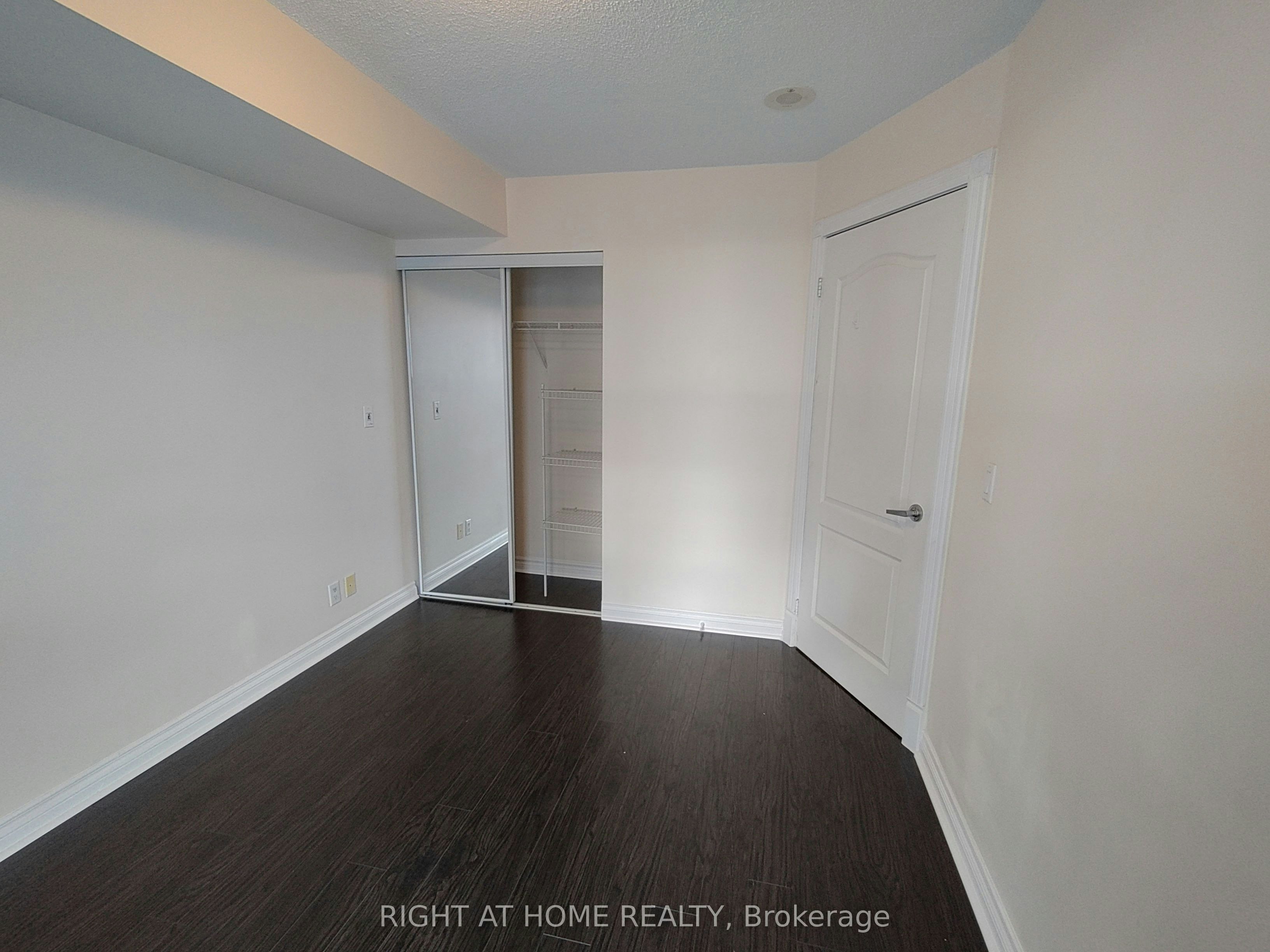1301-33 Elm Drive W, Mississauga, ON, L5B 4M2 - 11