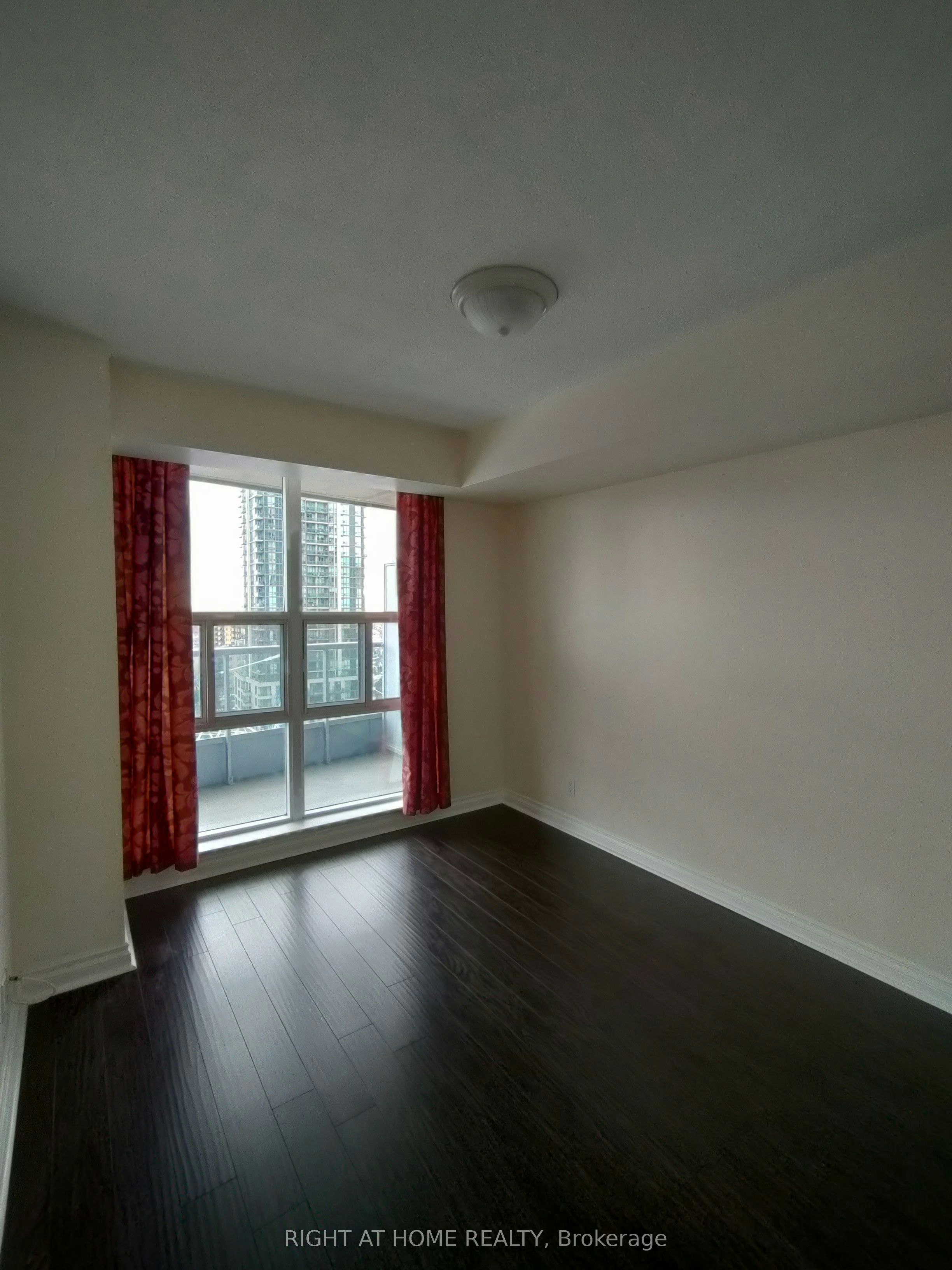 1301-33 Elm Drive W, Mississauga, ON, L5B 4M2 - 9