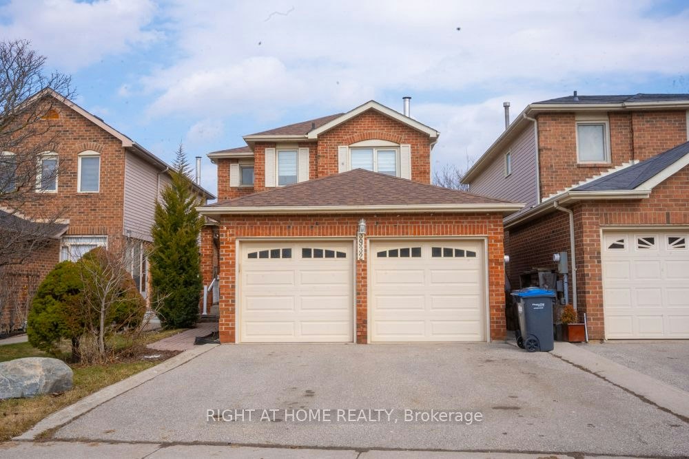 3932 Rushton Crescent, Mississauga, ON, L5L 4H8
