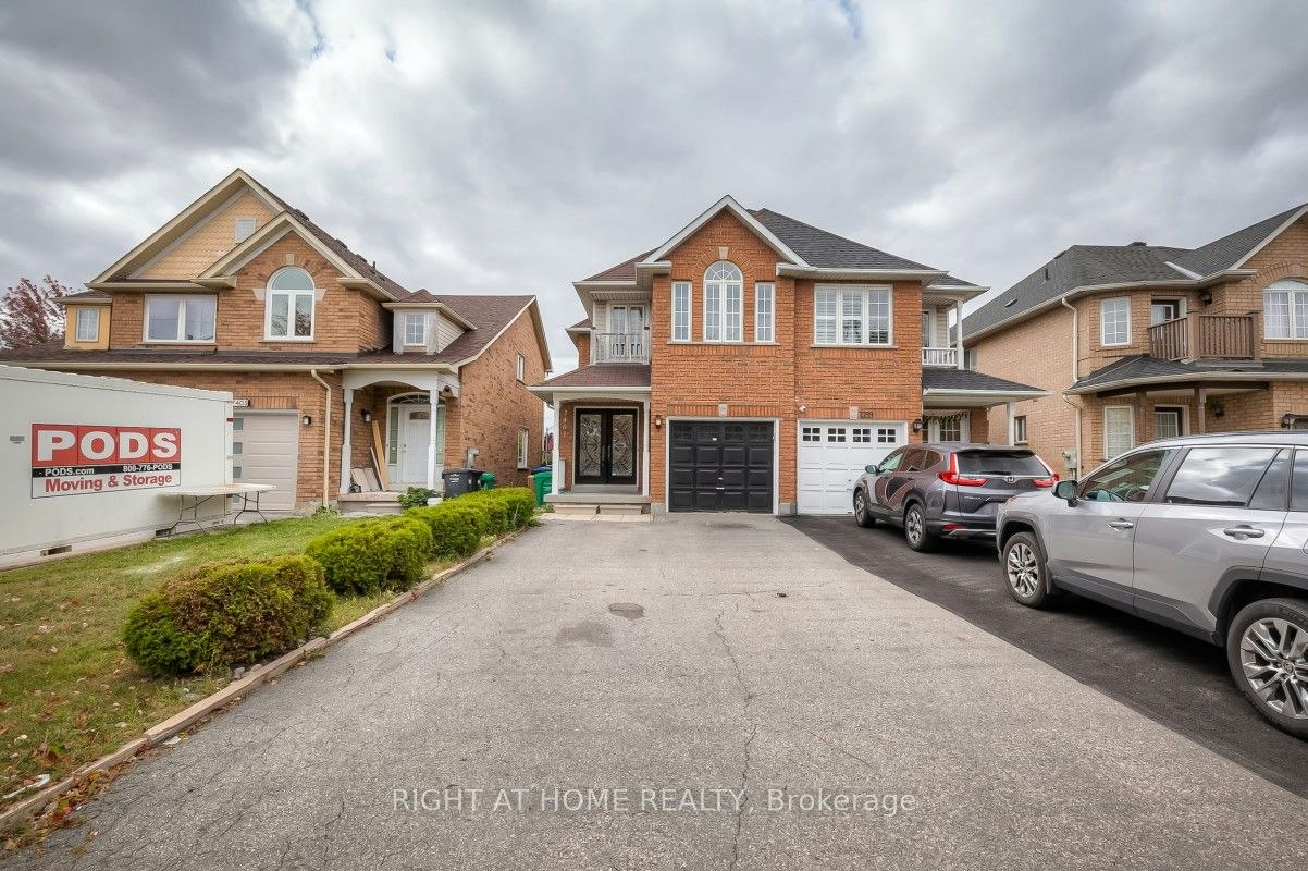 7401 Village Walk, Mississauga, ON, L5W 1X6 - 36