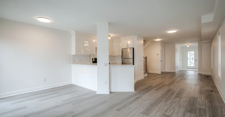 7401 Village Walk, Mississauga, ON, L5W 1X6 - 10