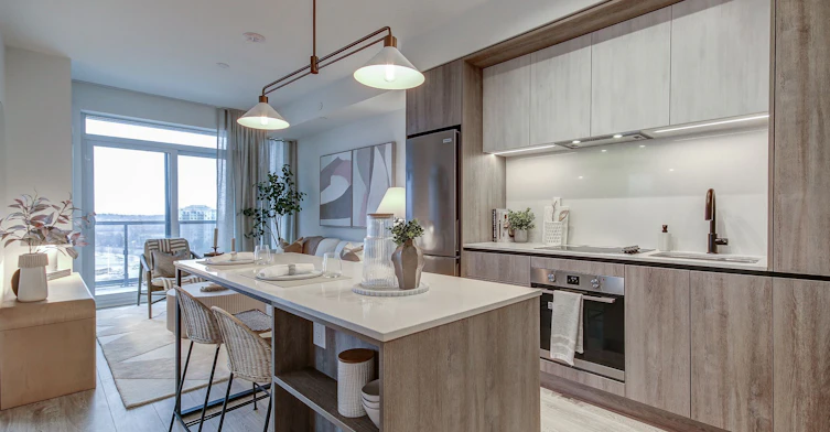 1206-2495 Eglinton Avenue W, Mississauga, ON, L5M 2T2 - 2