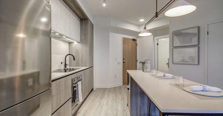 1206-2495 Eglinton Avenue W, Mississauga, ON, L5M 2T2 - 8