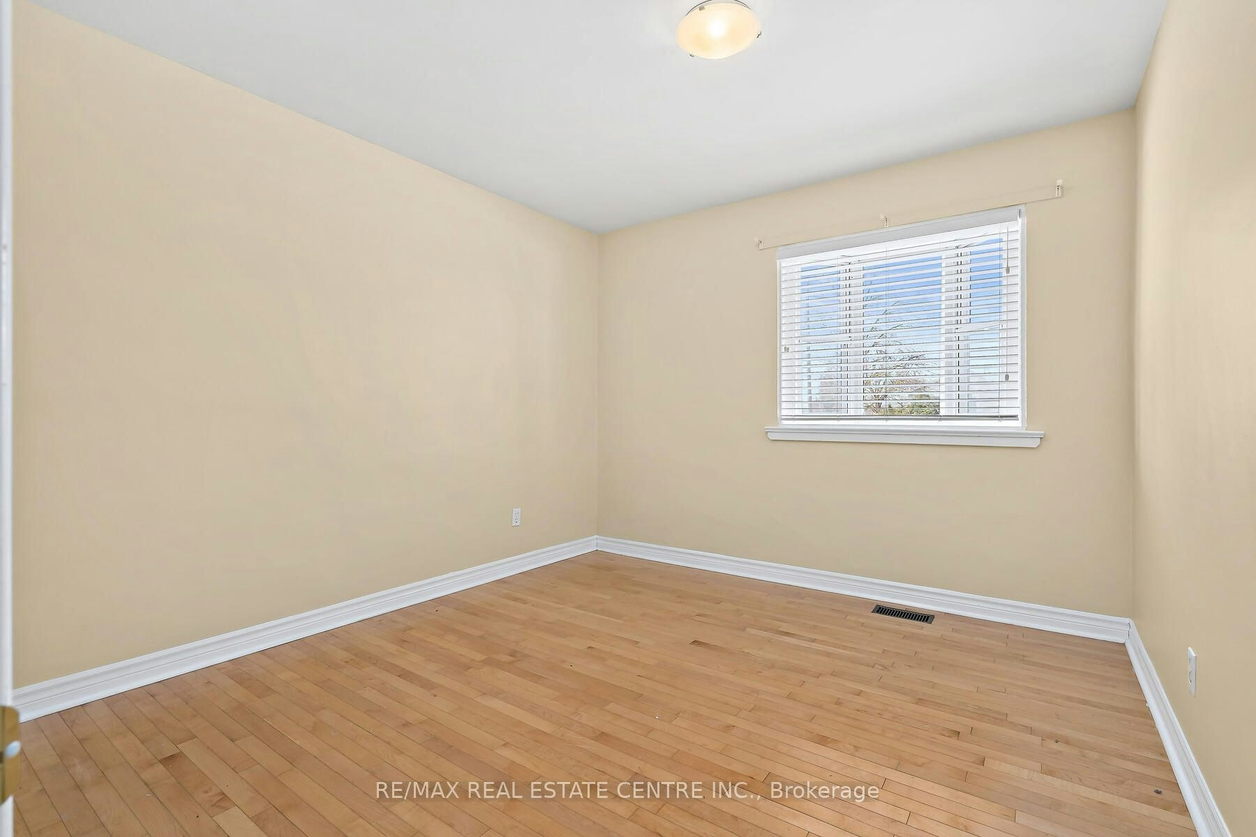 7 Rexway Drive, Halton Hills, ON, L7G 1P9 - 7