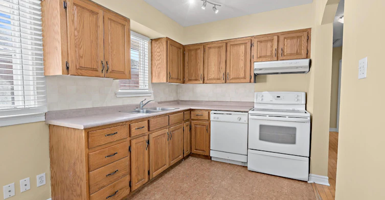7 Rexway Drive, Halton Hills, ON, L7G 1P9 - 5