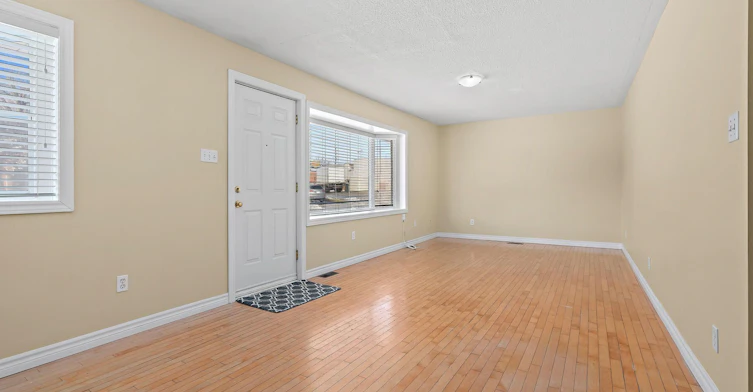 7 Rexway Drive, Halton Hills, ON, L7G 1P9 - 2