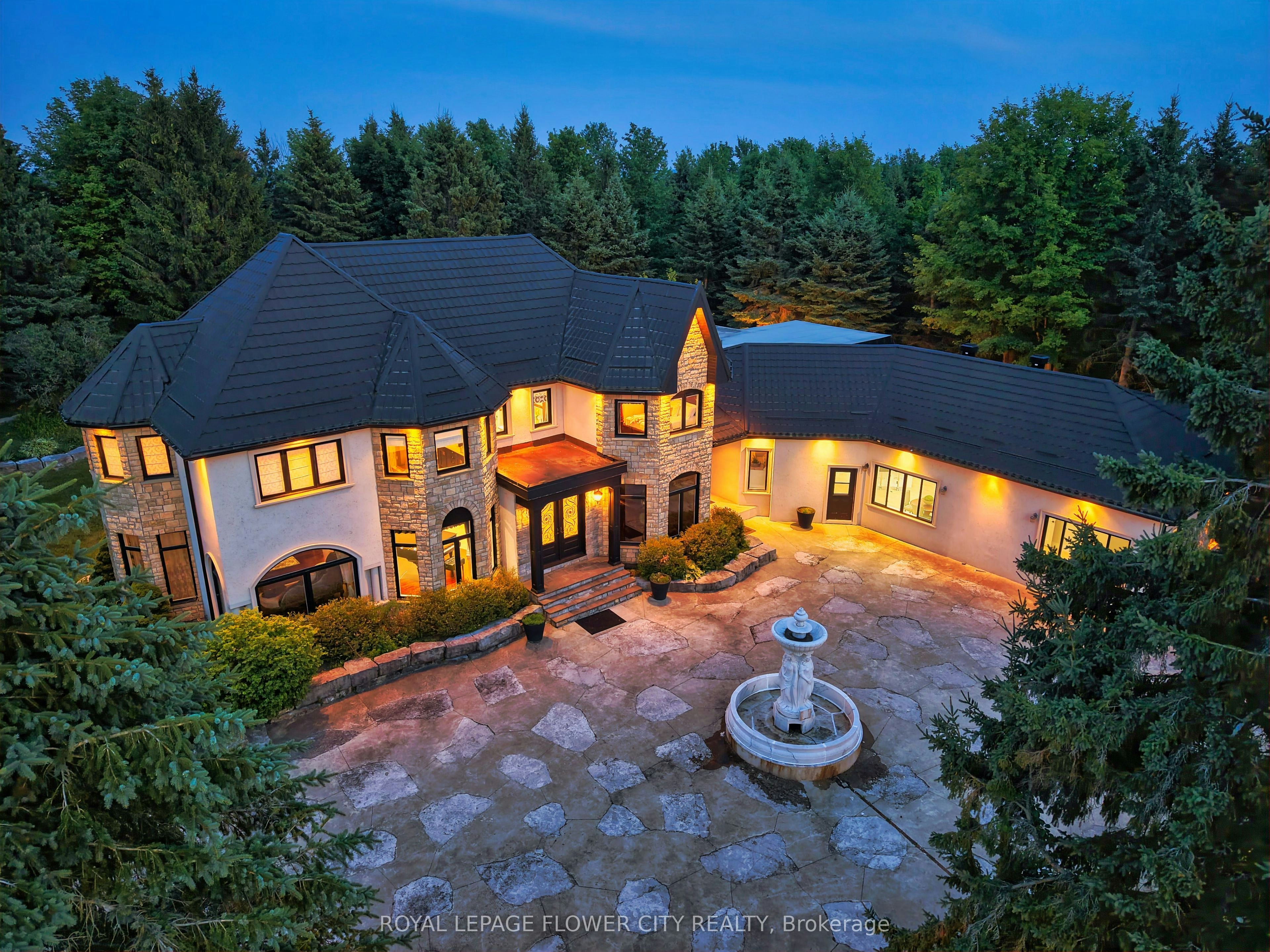 1 Flaherty Lane, Caledon, ON, L7K 2P2