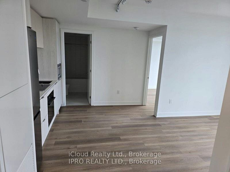 903-86 Dundas Street, Mississauga, ON, L5A 1W4 - 4