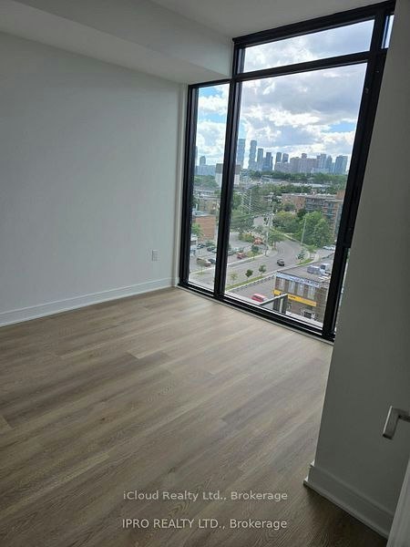 903-86 Dundas Street, Mississauga, ON, L5A 1W4 - 7
