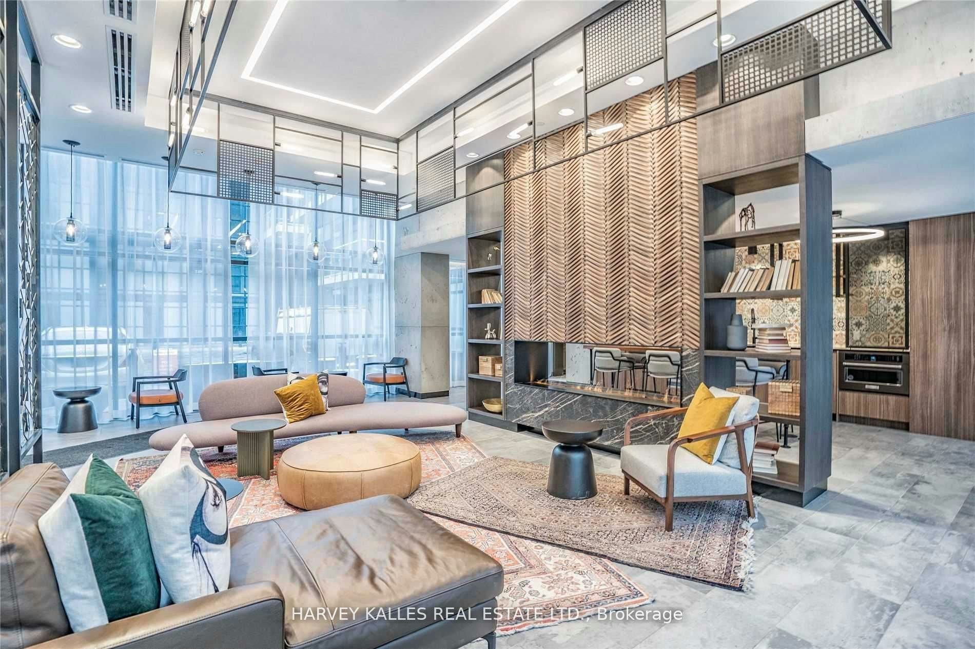 909-251 Manitoba Street, Toronto, ON, M8Y 4G9 - 2