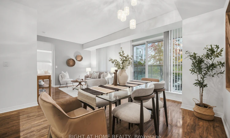 604-3939 Duke Of York Boulevard