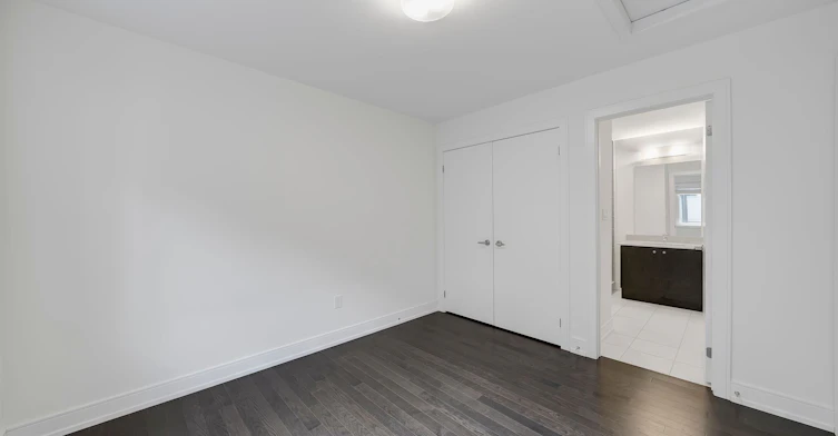 1401 Clarriage Court, Milton, ON, L9E 1L6 - 18