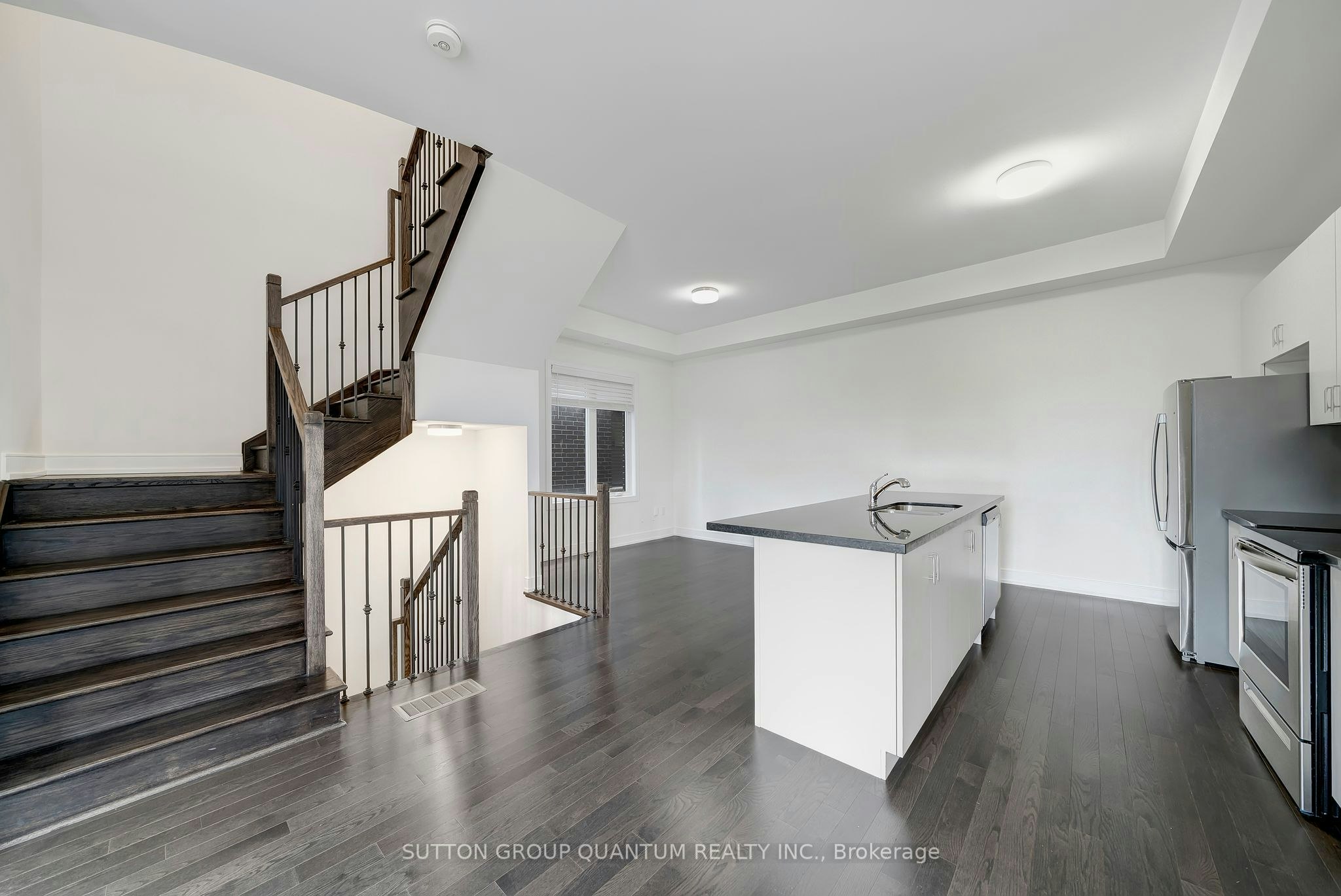 1401 Clarriage Court, Milton, ON, L9E 1L6 - 4