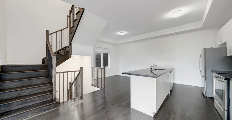 1401 Clarriage Court, Milton, ON, L9E 1L6 - 4