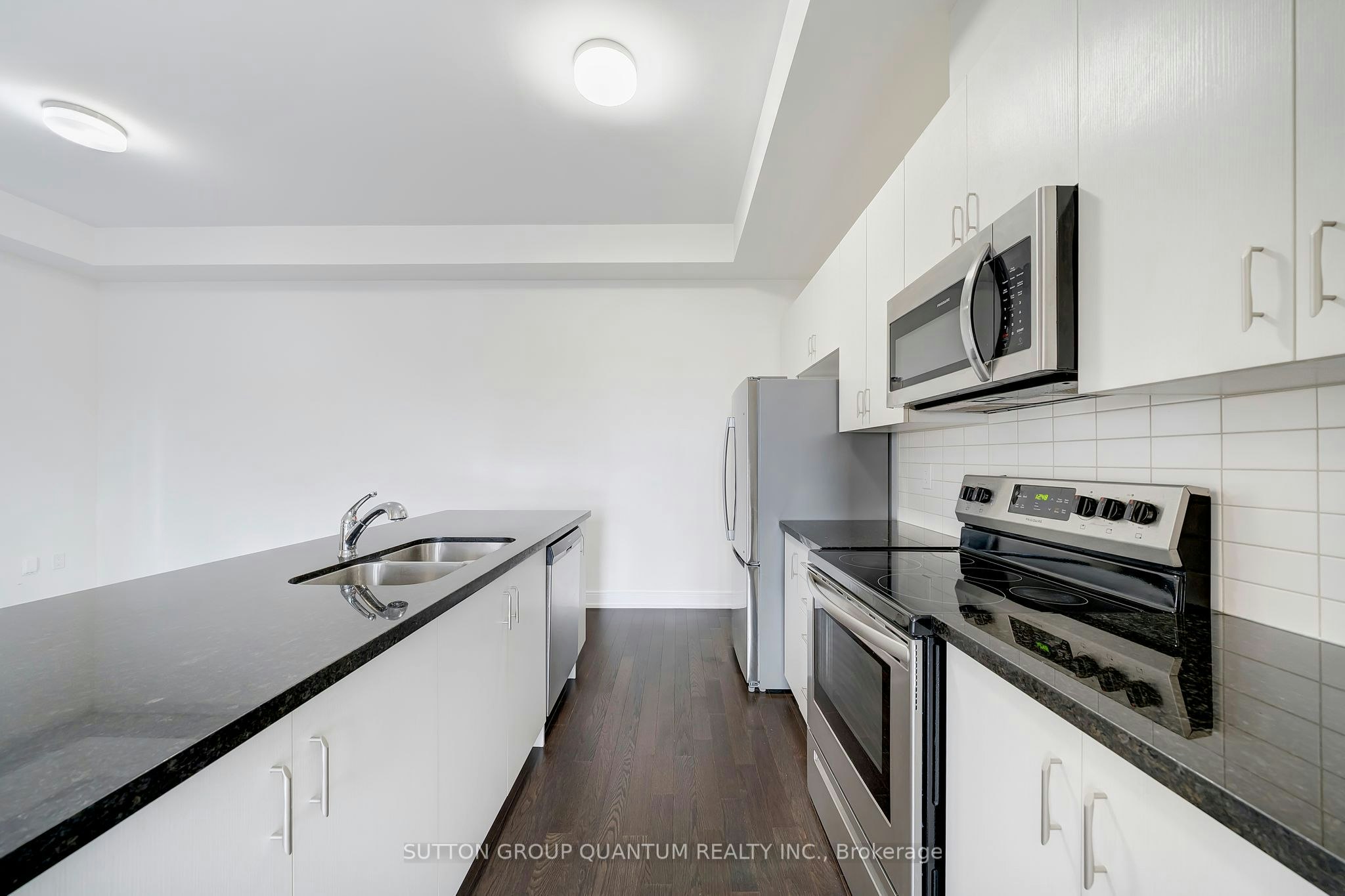 1401 Clarriage Court, Milton, ON, L9E 1L6 - 5