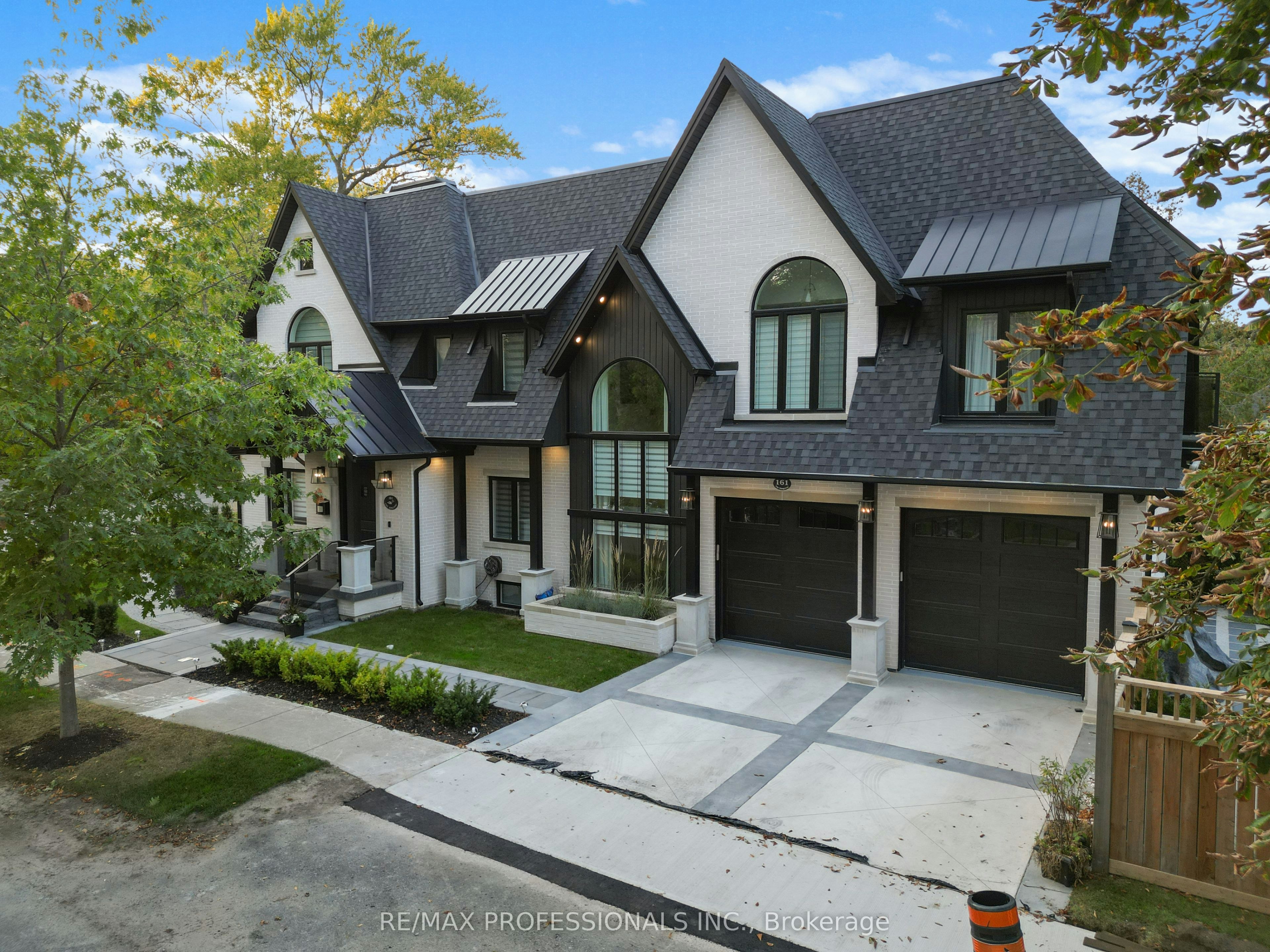 161 The Kingsway N/A, Toronto, ON, M8X 2V5