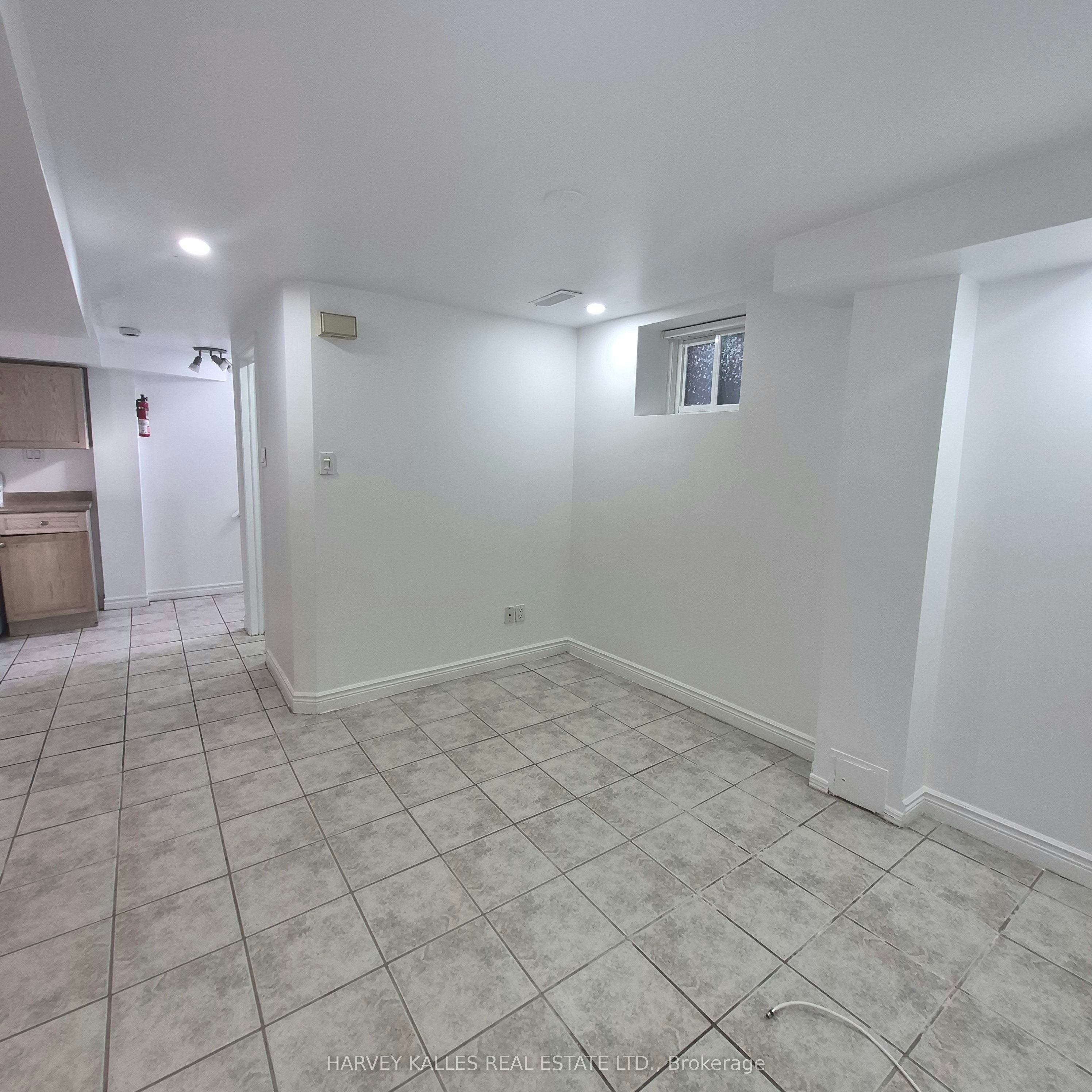 Lower-1575 Dufferin Street, Toronto, ON, M6H 3L5 - 8