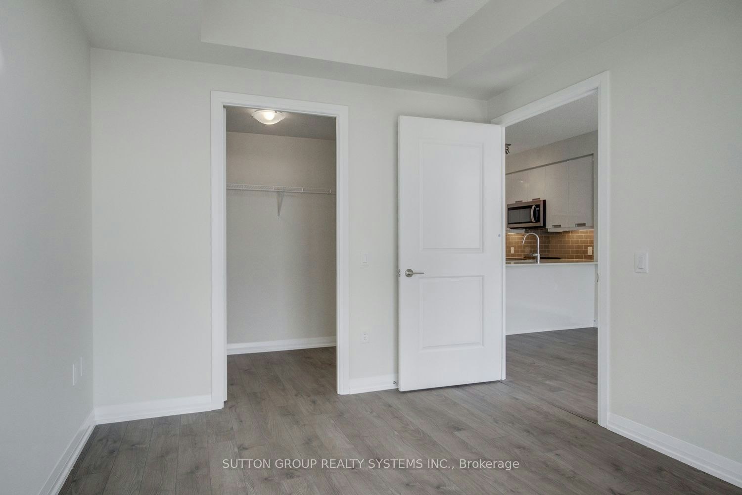 906-65 Watergarden Drive, Mississauga, ON, L5R 0G9 - 24