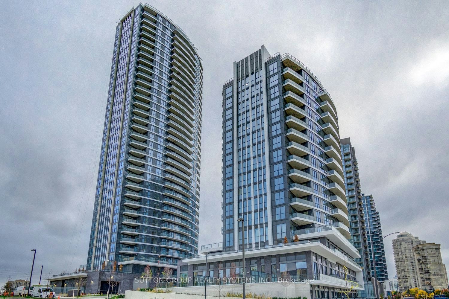 906-65 Watergarden Drive, Mississauga, ON, L5R 0G9 - 2