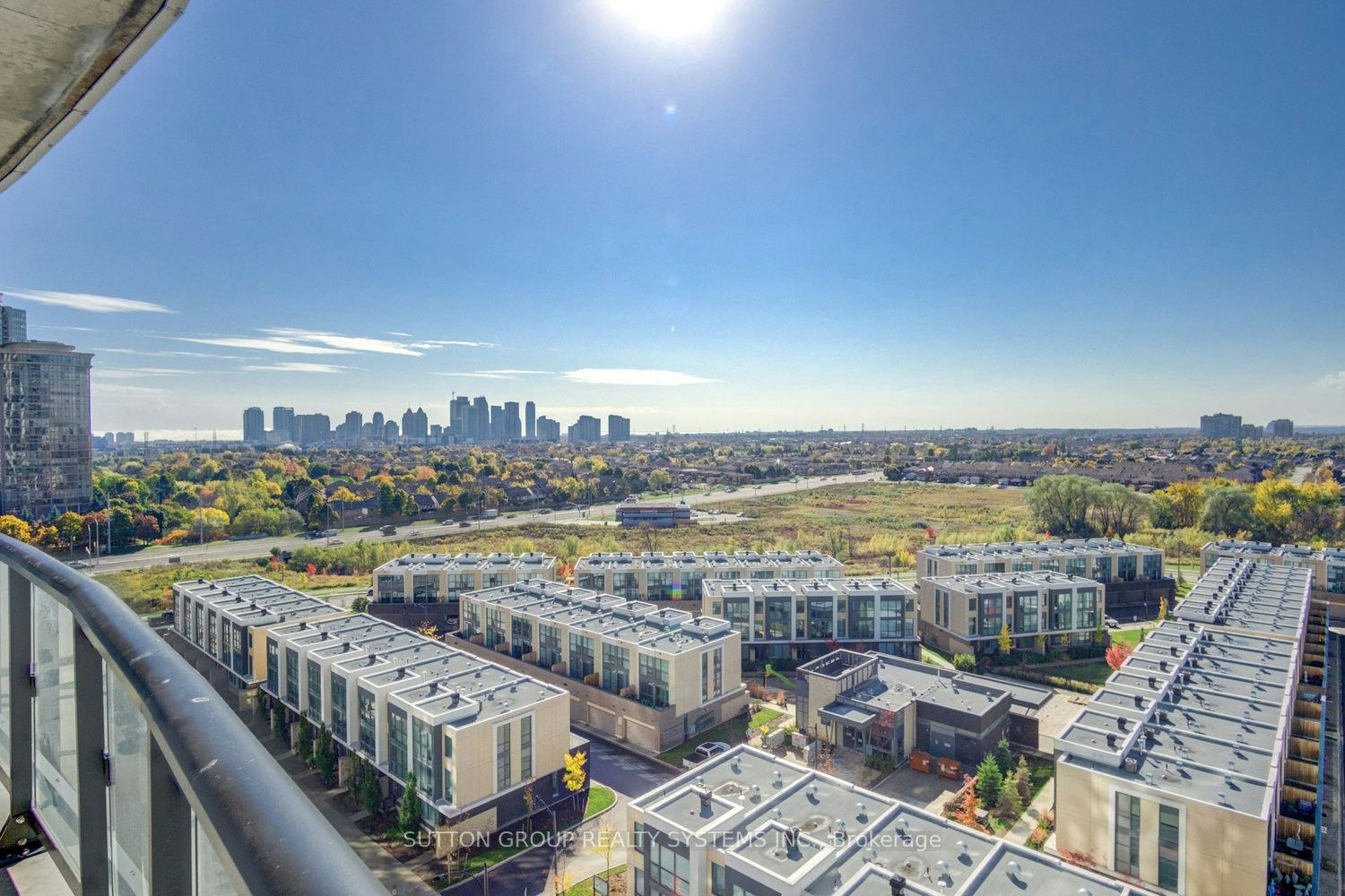 906-65 Watergarden Drive, Mississauga, ON, L5R 0G9 - 6