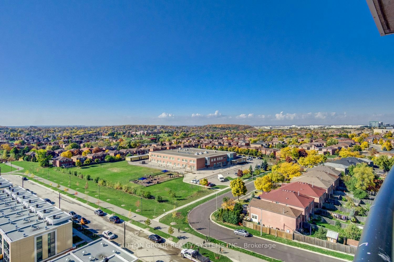 906-65 Watergarden Drive, Mississauga, ON, L5R 0G9 - 5