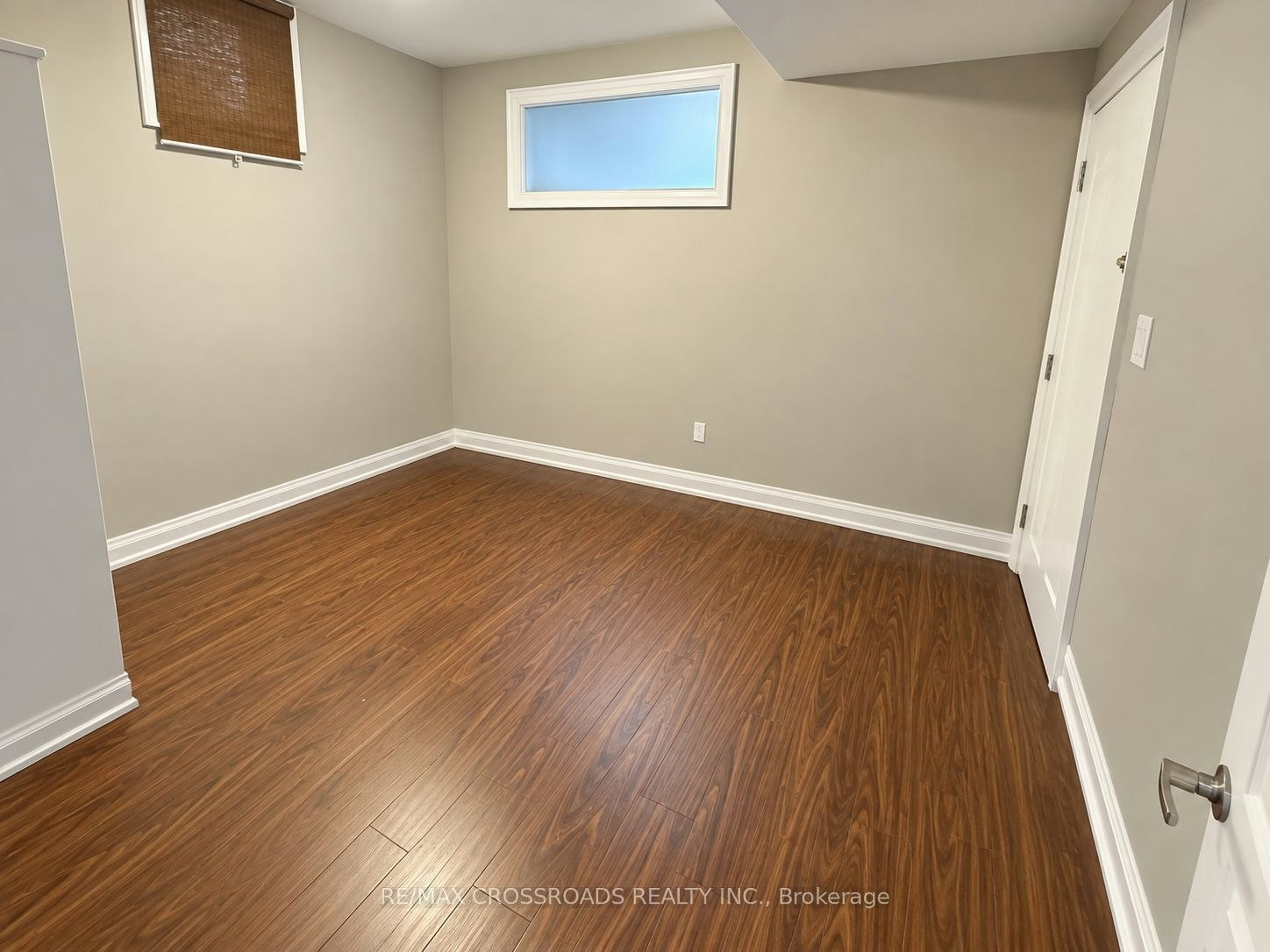 43 Waniska Avenue, Toronto, ON, M8Y 1R1 - 9