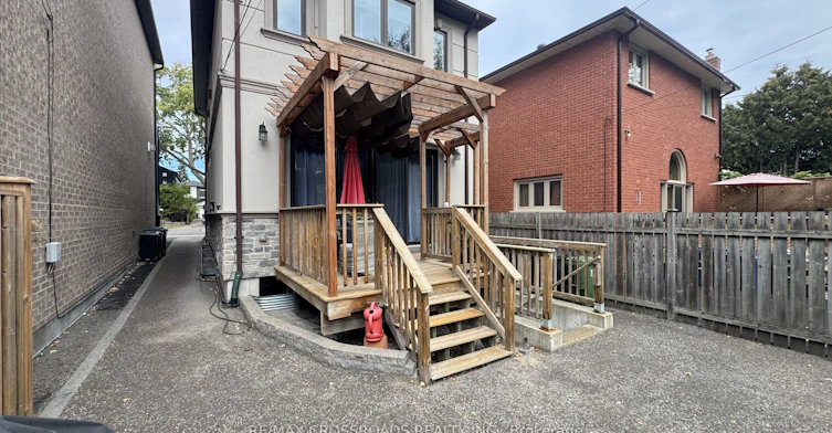 43 Waniska Avenue, Toronto, ON, M8Y 1R1 - 15