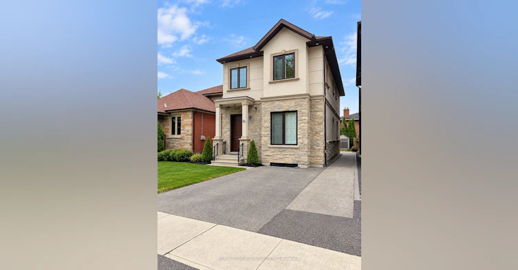 43 Waniska Avenue, Toronto, ON, M8Y 1R1