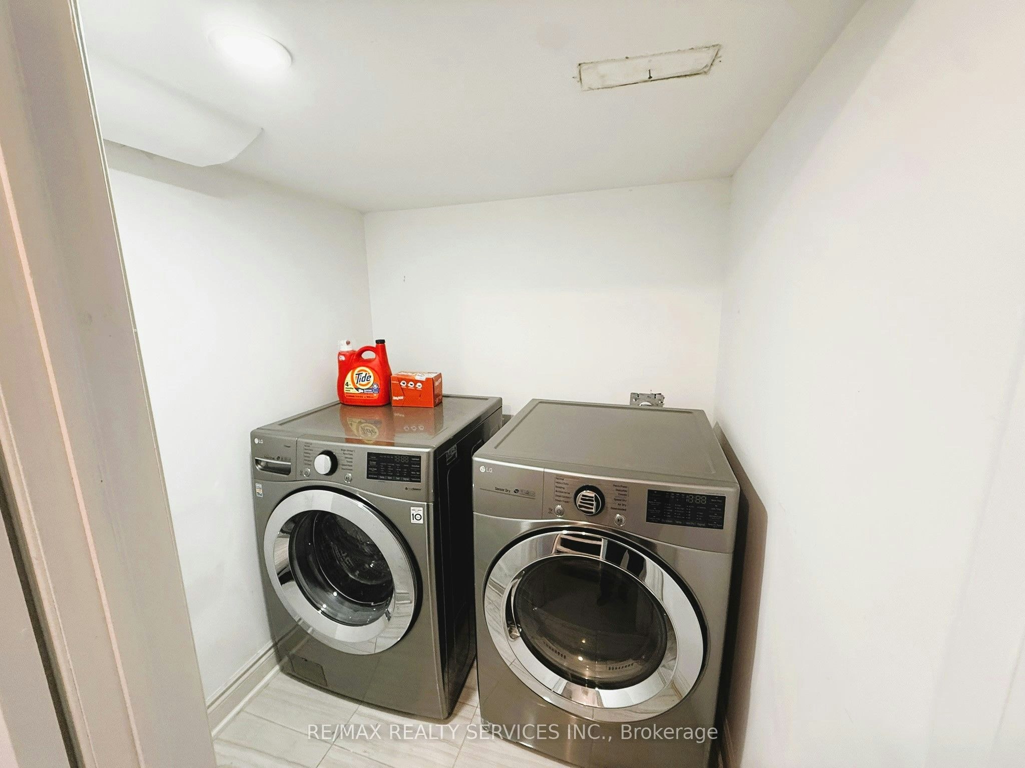 Basement-136 Nahani Way, Mississauga, ON, L4Z 4J8 - 13