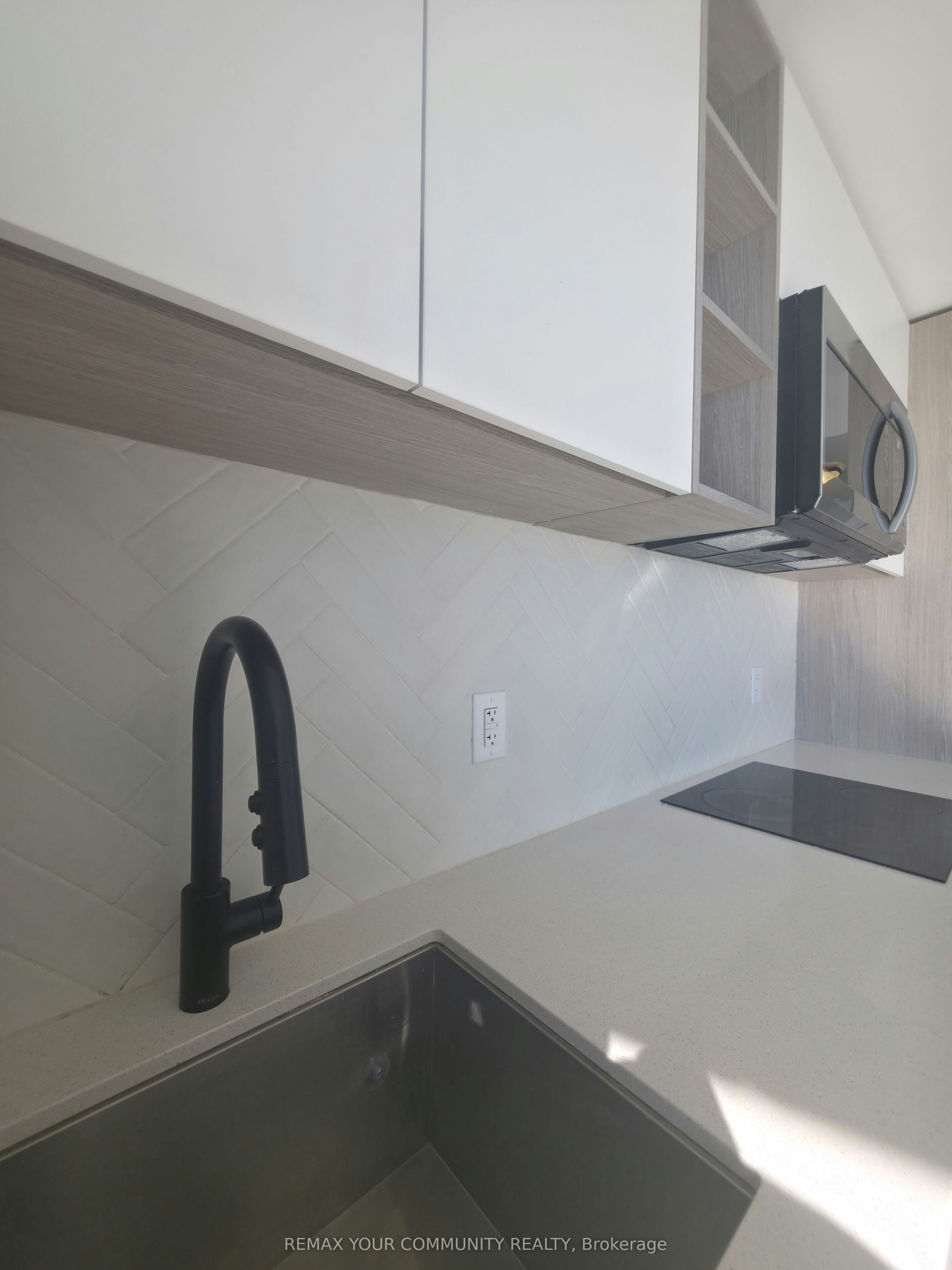 1510-36 Zorra Street, Toronto, ON, M8Z 4Z7 - 5
